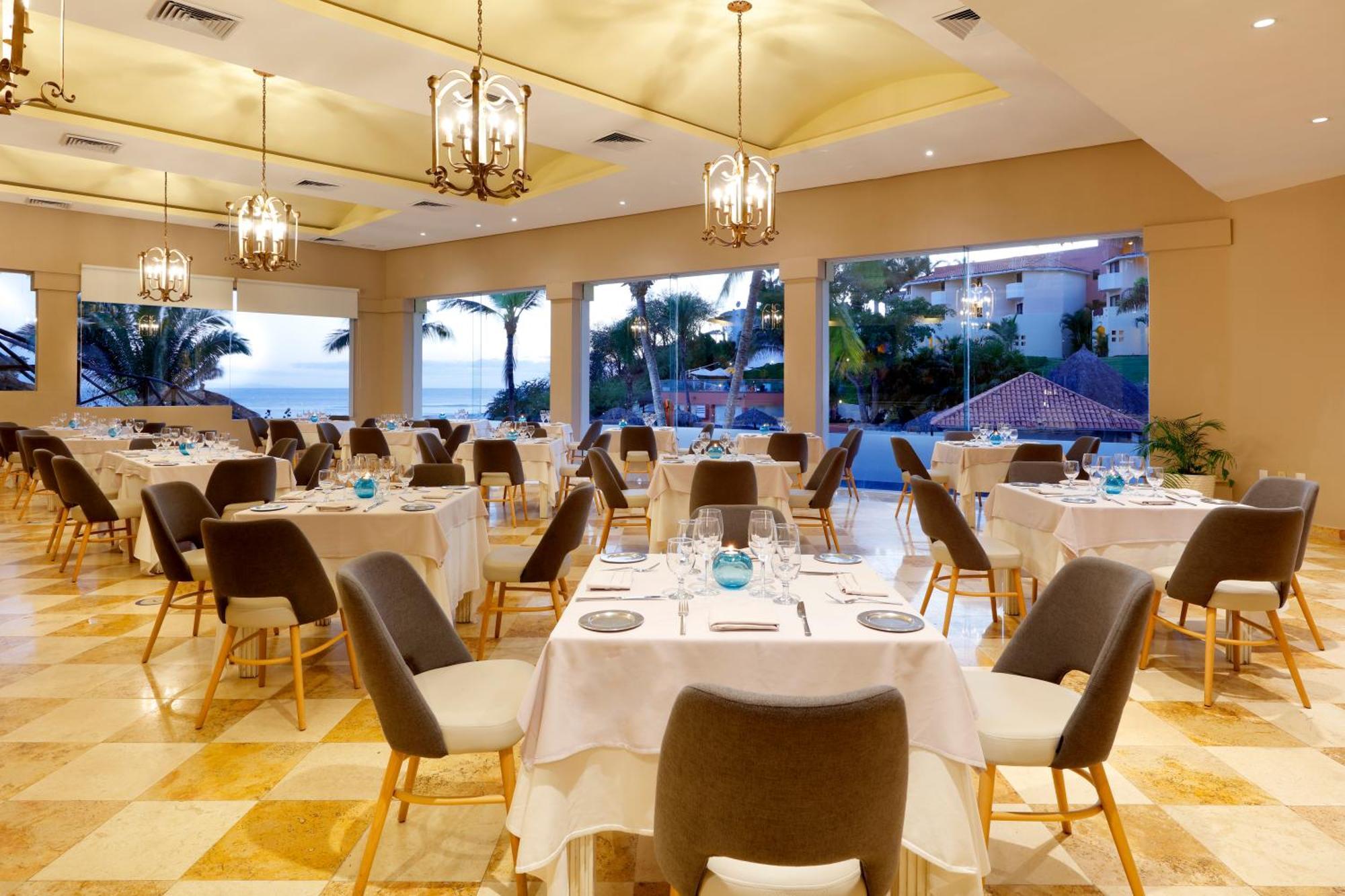 Family Selection At Grand Palladium Vallarta Resort & Spa بونتا مِيتا المظهر الخارجي الصورة