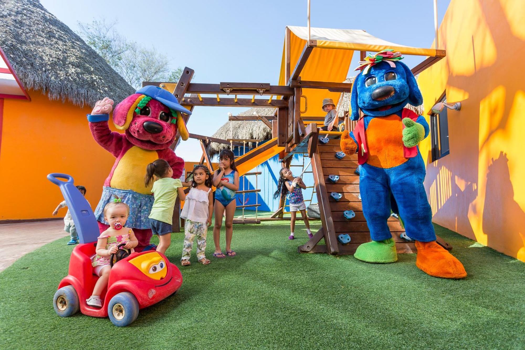 Family Selection At Grand Palladium Vallarta Resort & Spa بونتا مِيتا المظهر الخارجي الصورة