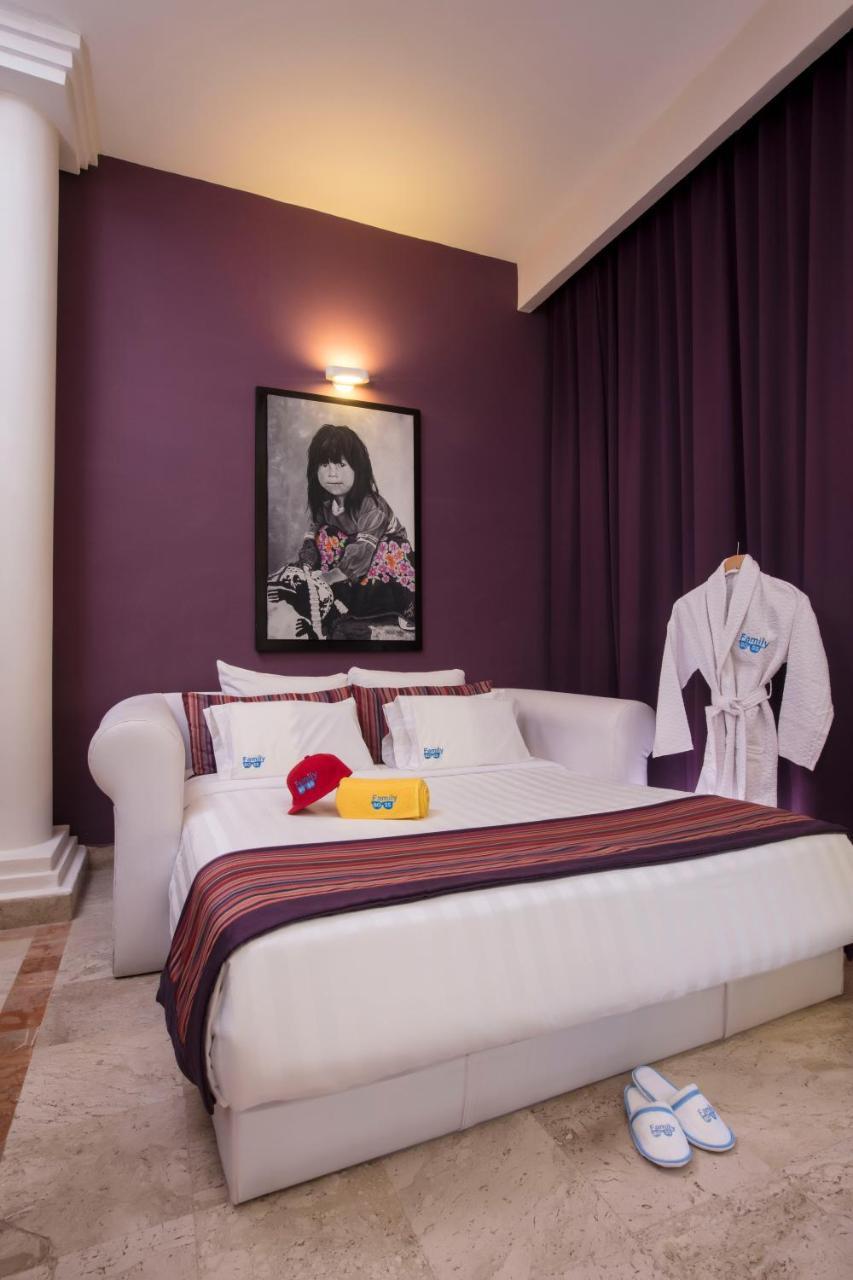Family Selection At Grand Palladium Vallarta Resort & Spa بونتا مِيتا المظهر الخارجي الصورة