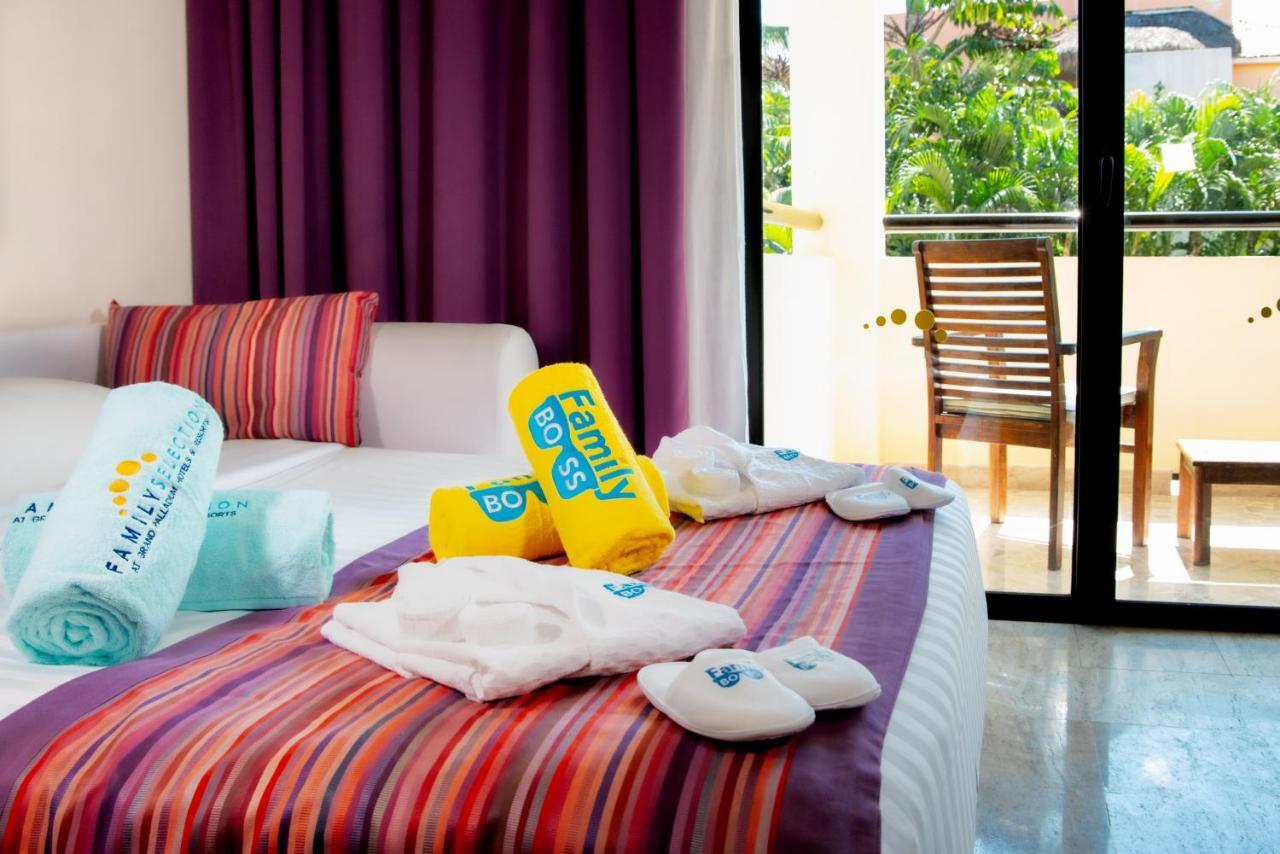 Family Selection At Grand Palladium Vallarta Resort & Spa بونتا مِيتا المظهر الخارجي الصورة